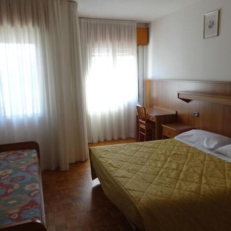 Al Bersagliere Hotel Noale Bagian luar foto
