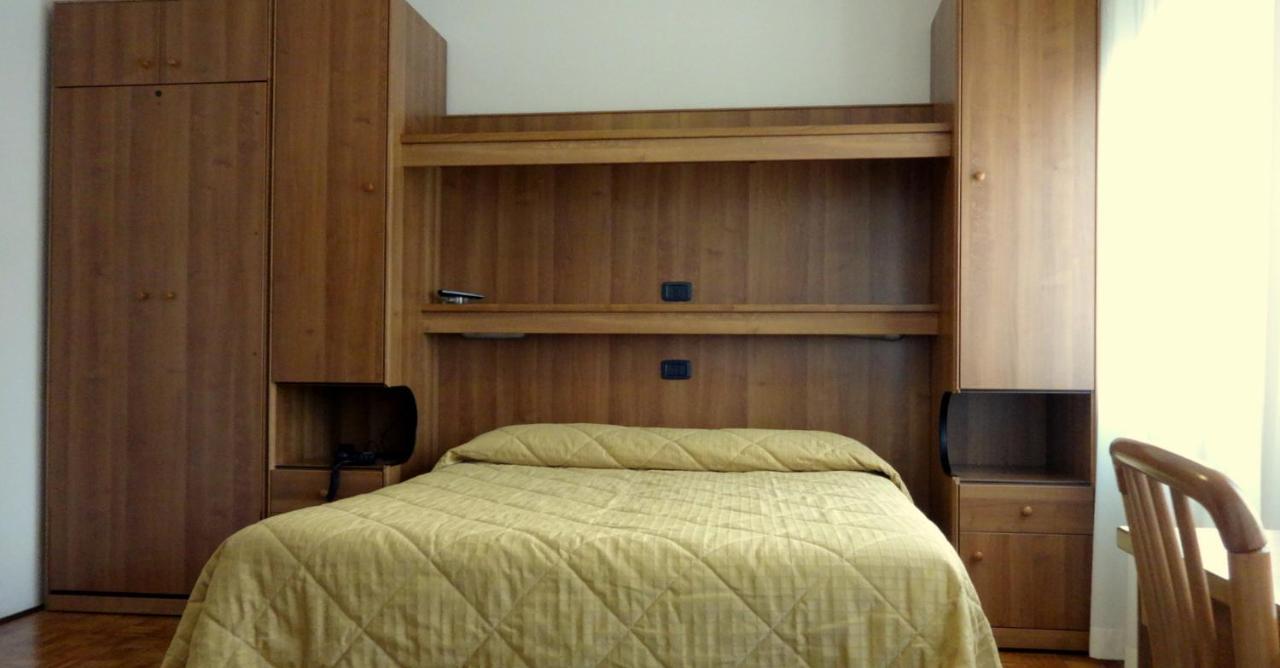 Al Bersagliere Hotel Noale Bagian luar foto